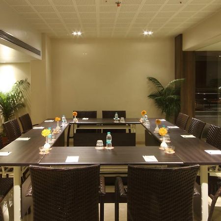 The Maharaja Business Hotel Mumbai Luaran gambar